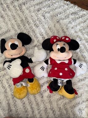 Disney Store plush toys Mickey and Minnie Mouse Black, Red, White Yellow